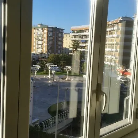 A Due Passi Da.... 2* ساليرنو