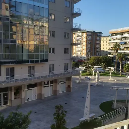 Bed & Breakfast A Due Passi Da.... Salerno